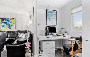 2 Bedroom Awesome Home In Otterup