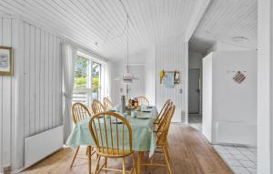 Beautiful Home In Tranekær With Wifi