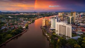 Riverbank suites unit 405