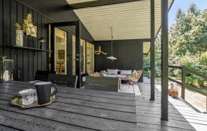 Beautiful Home In Højby With Wifi