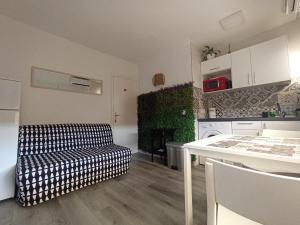 Apartamento una habitación supercéntrico