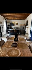 Maisons de vacances Maison chaleureuse avec jardin : photos des chambres