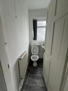 2 bedroom flats Apartments Thorney wood