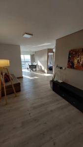 Moderno Departamento Piso 16 con pileta