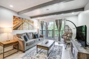 Pet-Friendly Apt with Views 6 Mi to Keystone Resort