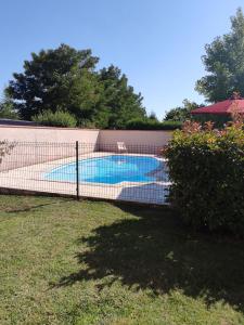Appartements agreable appartement T2 avec piscine : photos des chambres