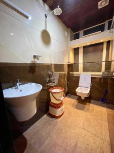 #1BHK Studio Apartment with 3-4 person occupancy Family only