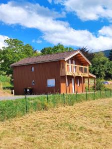 Chalets Chalet les Boudieres 6 pers pres Gerardmer Cosy Billard : Chalet 3 Chambres