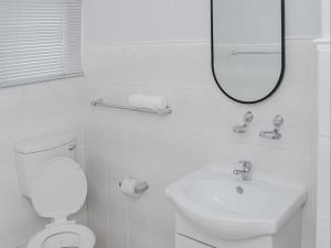 Romilly 32 Beachfront