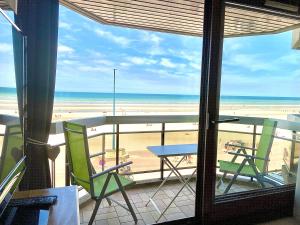 Appartements Appartement vue frontale mer, 4 personnes : photos des chambres
