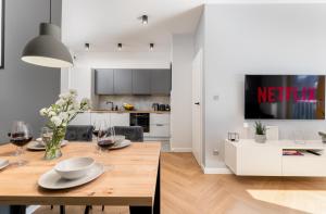 Quantum Premium Apartment & Free Parking!