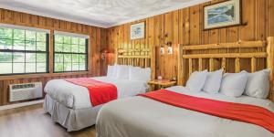 Standard Queen Room room in Great Pines