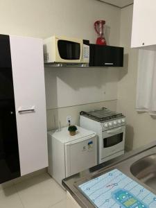 Kitnet202 centro, com linda vista janela, tv smart