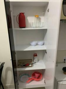 Kitnet202 centro, com linda vista janela, tv smart