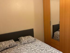 Studio with balcony in Kallio