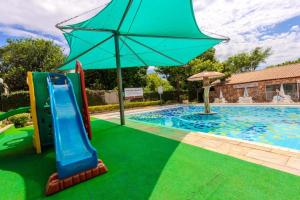 Império Romano Thermas Hotel com roupa de cama --DESTINOS COMBINADOS TURISMO