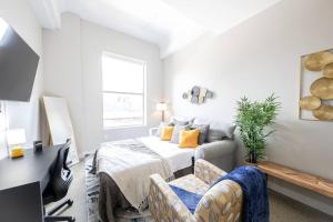 King Bed, Parking, Near Stadium