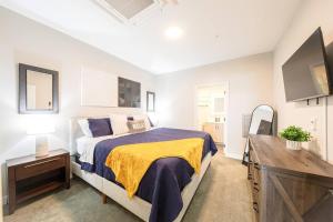 King Bed, Parking, Near Stadium