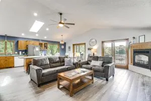 Private Lakefront Retreat with Hot Tub, Deck and Views - Paynesville