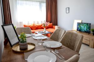 Top Location Miraj Deluxe Two-Bedroom Suite