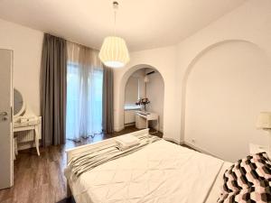 Modern Heaven Victoriei