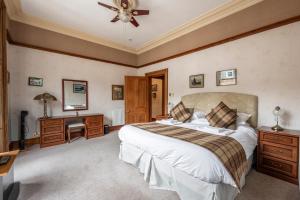 The Old Bank House Self Catering Apartment Dornoch