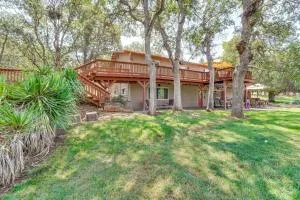 8 Mi to Jacksonville Oregon Getaway with Deck! - 杰克逊维尔