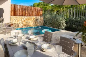 Villa con piscina privada en coveñas sucre