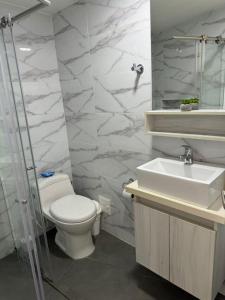 Hermoso Apartamento vista al mar El Laguito