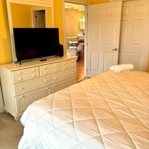 Tee Time At Magnolia North