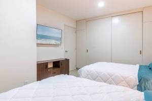 Hermoso Depa lujoso Cristal Bay Sobre el Malecon