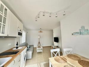 Hoplaco apartament, almost on the beach