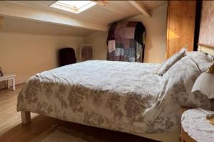 4 bed home with private pool