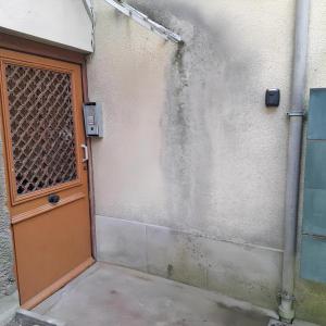 Appartements Studio 1er etage - Centre-ville - Local velos disponible : Studio Lit Queen-Size 