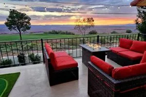 Cliff Views - Hot Tub - SUPs - Boat Parking - Sleeps 16 - Marble Canyon