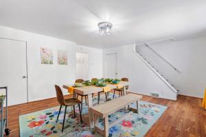 3bd - BBQ & Hot Tub - Centrally Located