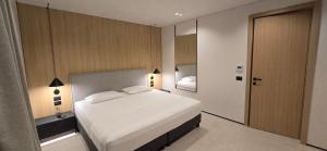 Lion Gate Hotel