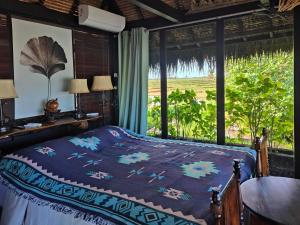 Beachfront Villa Nixie and the Sea Tabanan