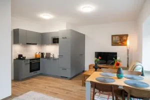 Between Lakes Beatenberg - Sundlauenen