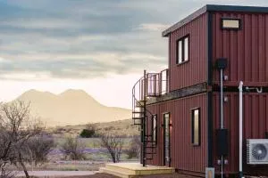 The Stardust Stunning Container Home - Alpine
