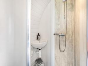Tonnau Pod-Uk46076