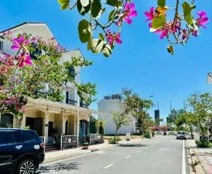 Huy Hoàng Hotel - Thôn Lập Ðình