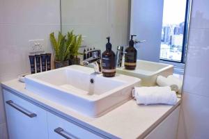 Premier 3 Bedroom Apartment in Southbank