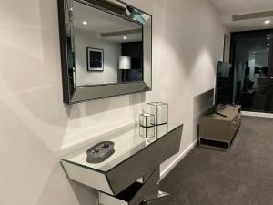 Premier 3 Bedroom Apartment in Southbank