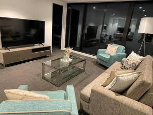 Premier 3 Bedroom Apartment in Southbank