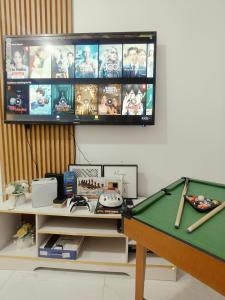 Azure resort Paranaque deluxe 8 plus 2toddler free