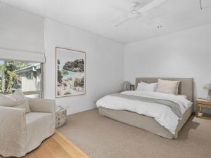 Waters Edge absolute beachfront