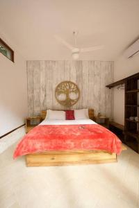 Jungle Rooftop Villa, near beach