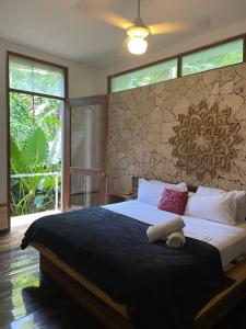 Jungle Rooftop Villa, near beach