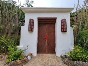 Jungle Rooftop Villa, near beach